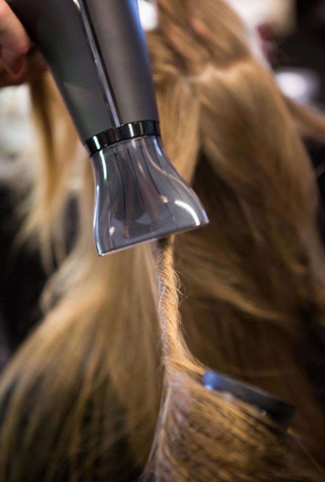 美容| 比洗头更重要的是什么?是你要会吹头发啊