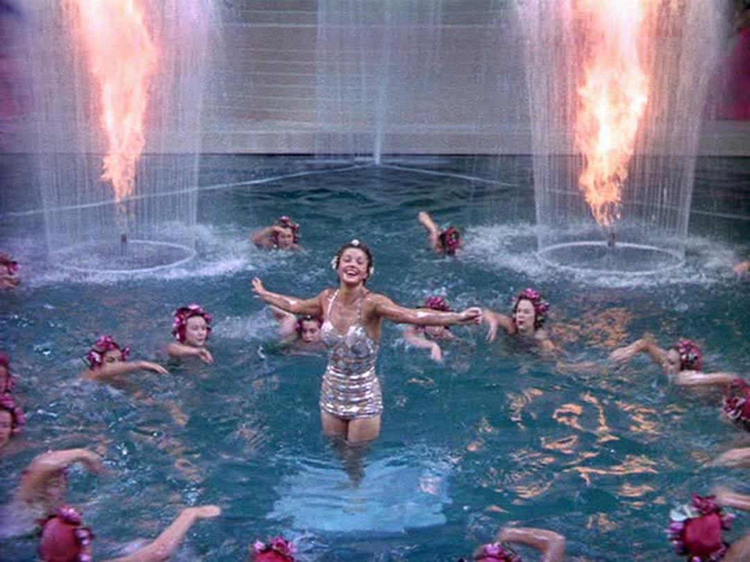 找乐| 出水芙蓉:奢华酣畅的水上盛典