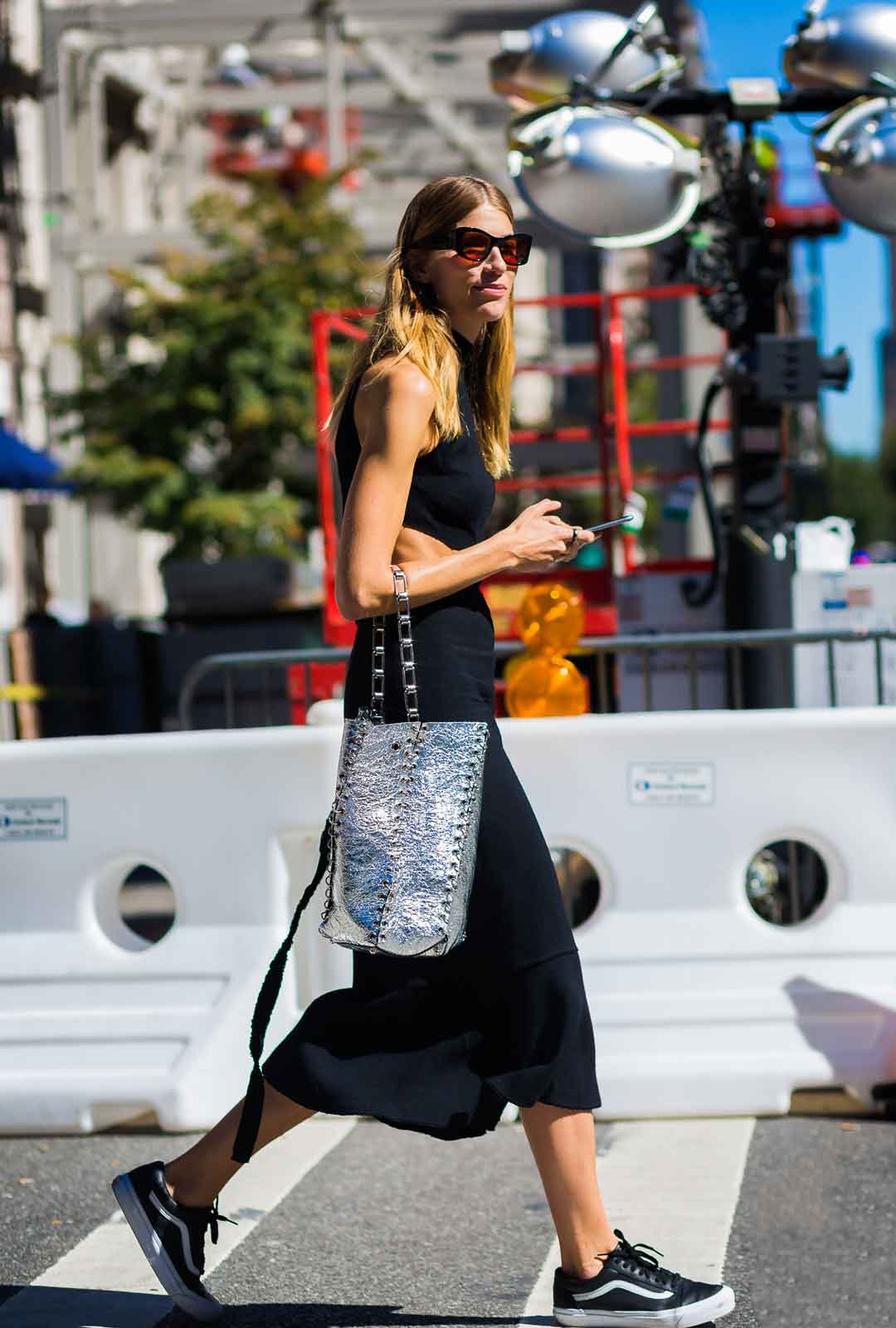 配饰| 换季必备小黑鞋 给你随性的优雅