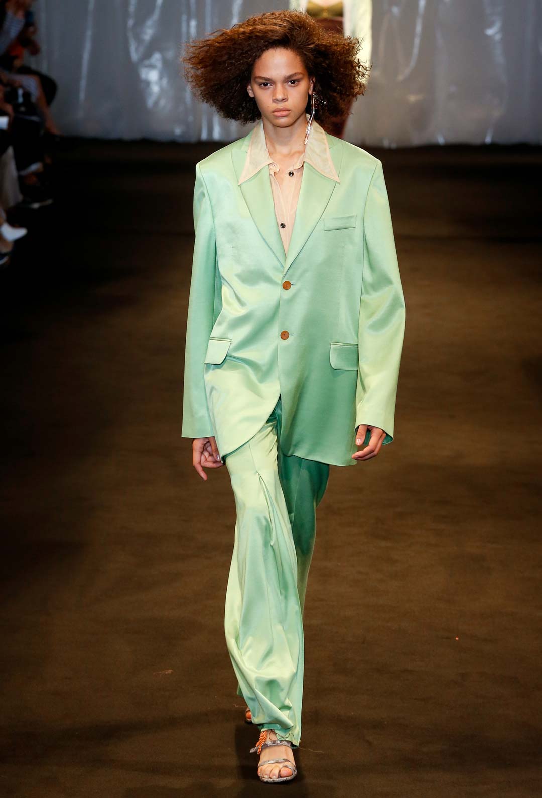 miss v | 买到秀场款我要这样穿!